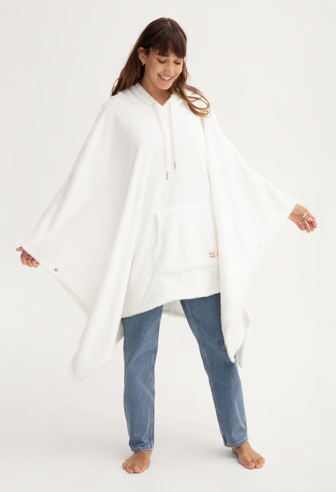 Binger Poncho - Image 12