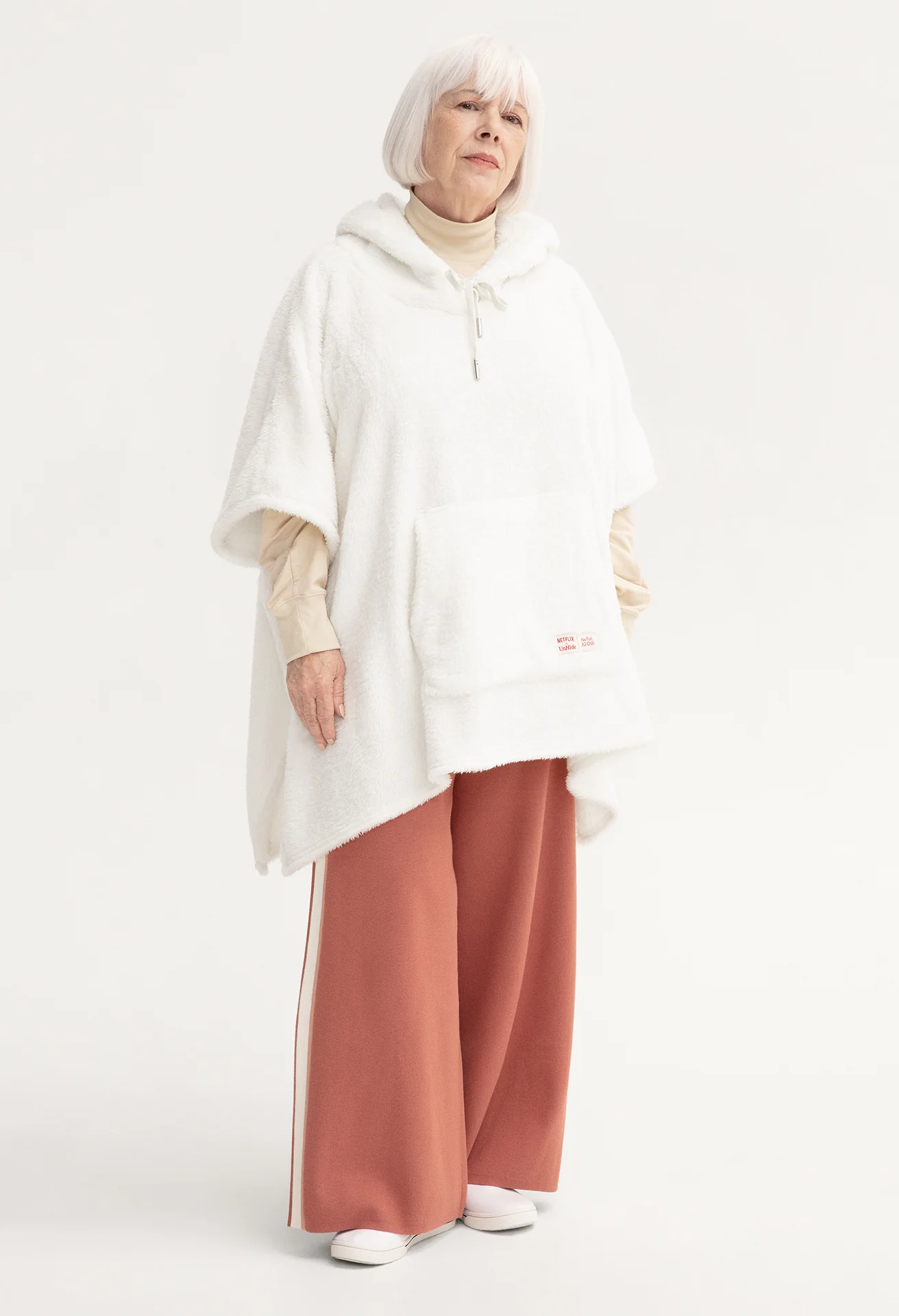 Binger Poncho - Image 20