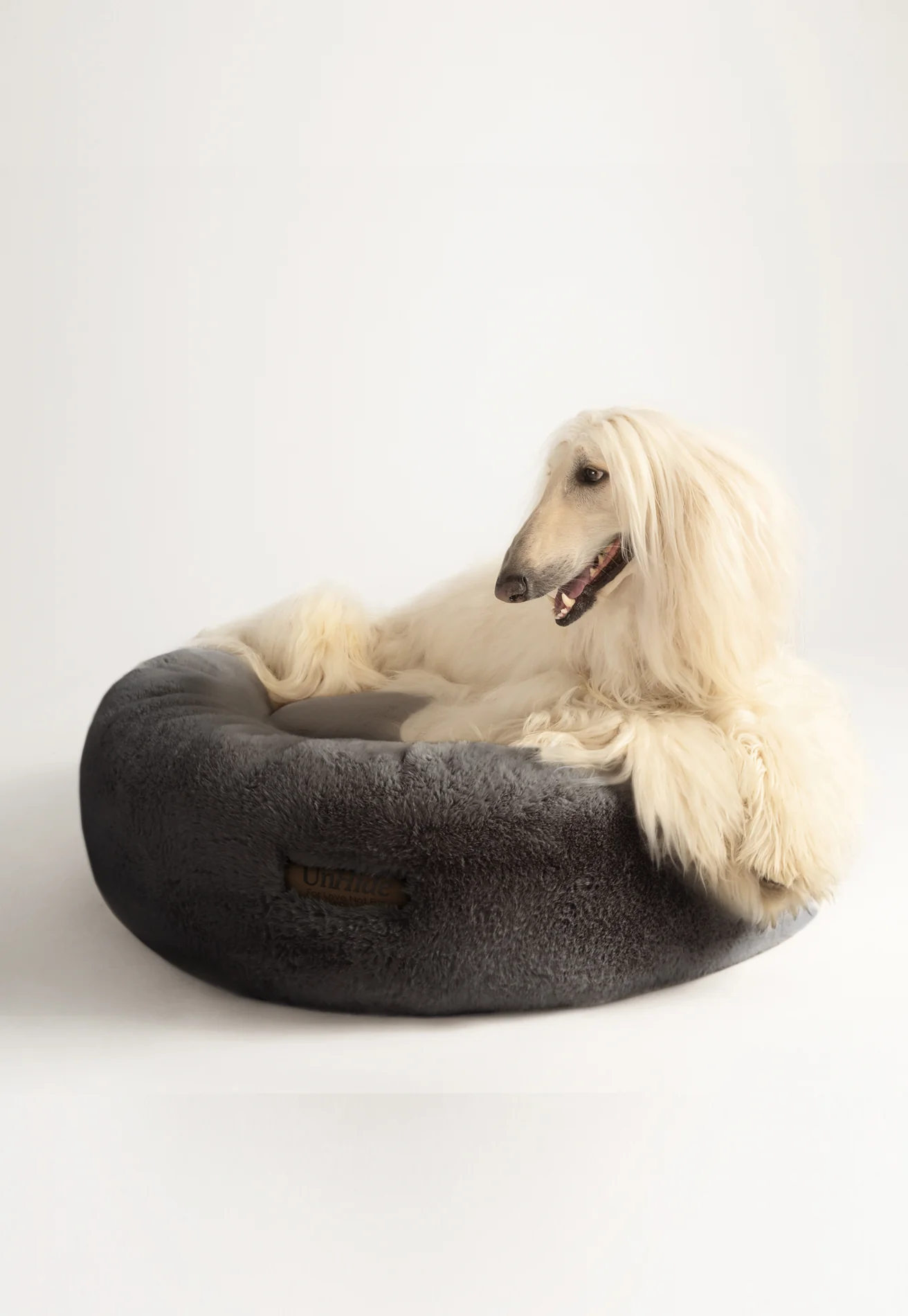 Floof Donut Pet Bed - Image 14