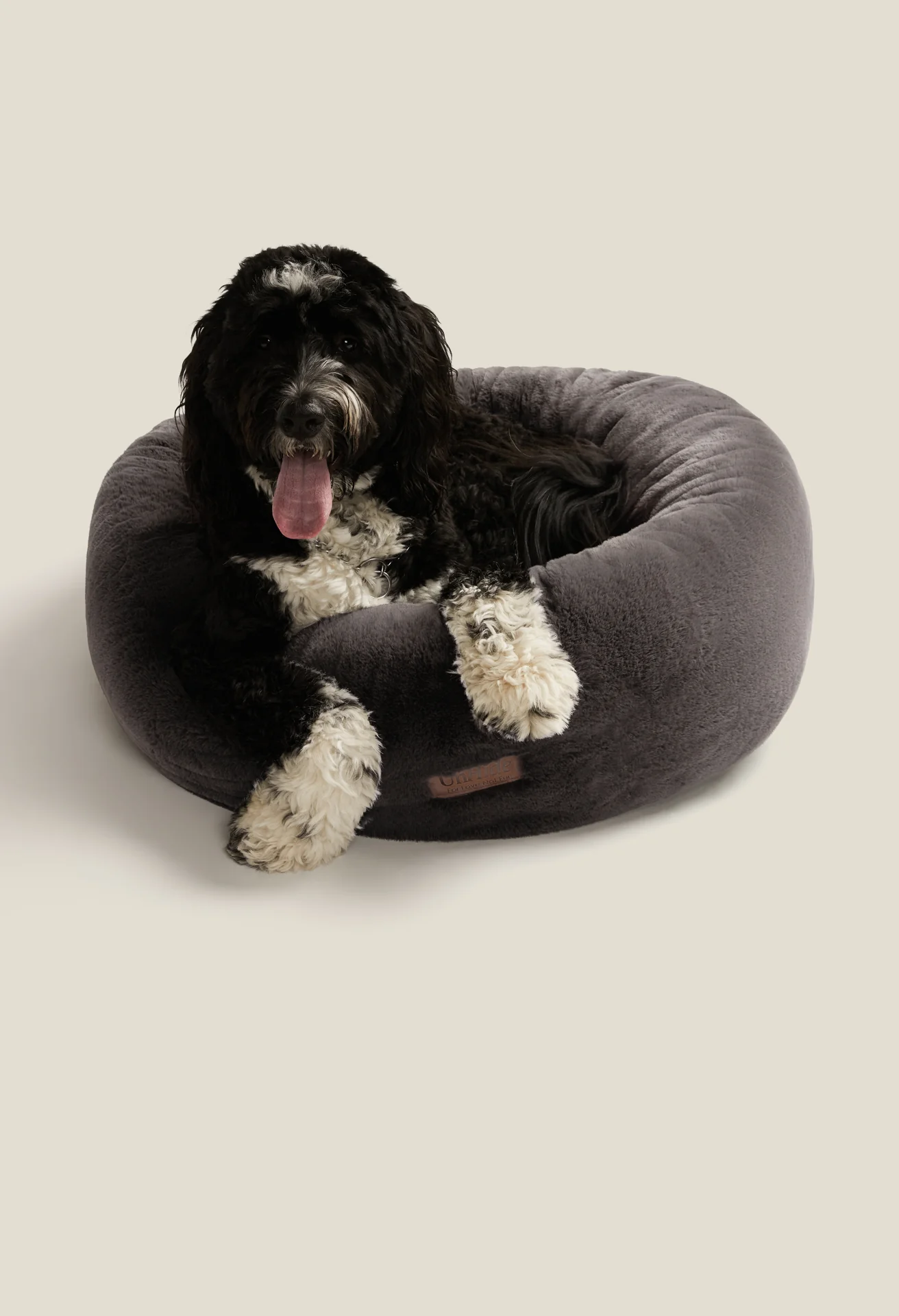 Floof Donut Pet Bed - Image 44