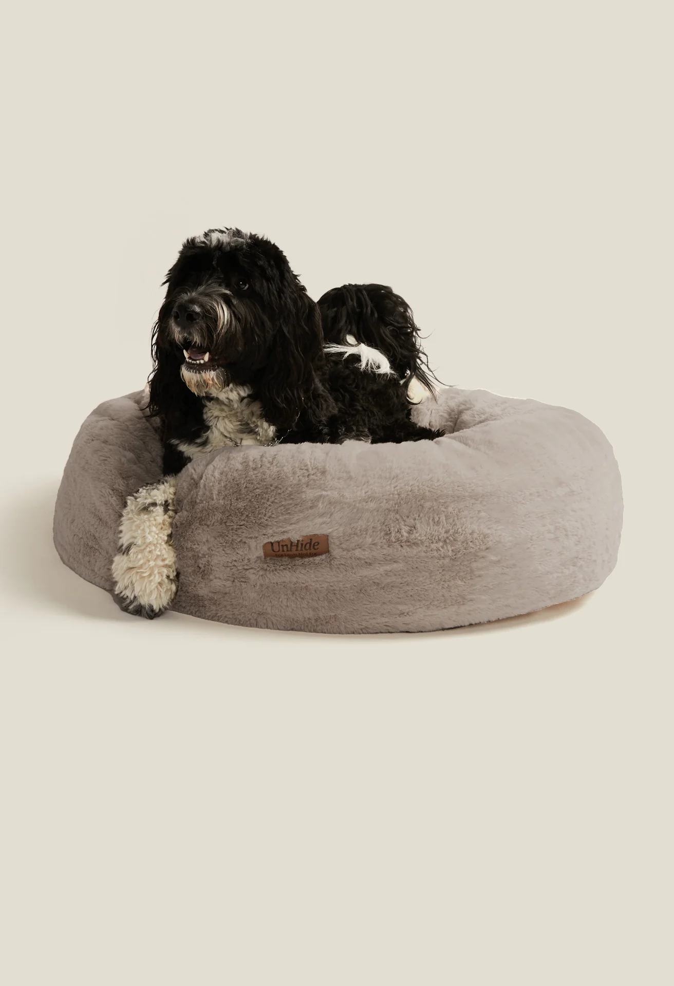Floof Donut Pet Bed - Image 47
