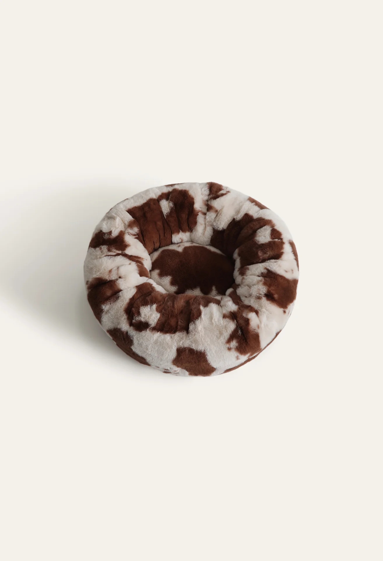 Floof Donut Pet Bed - Image 52