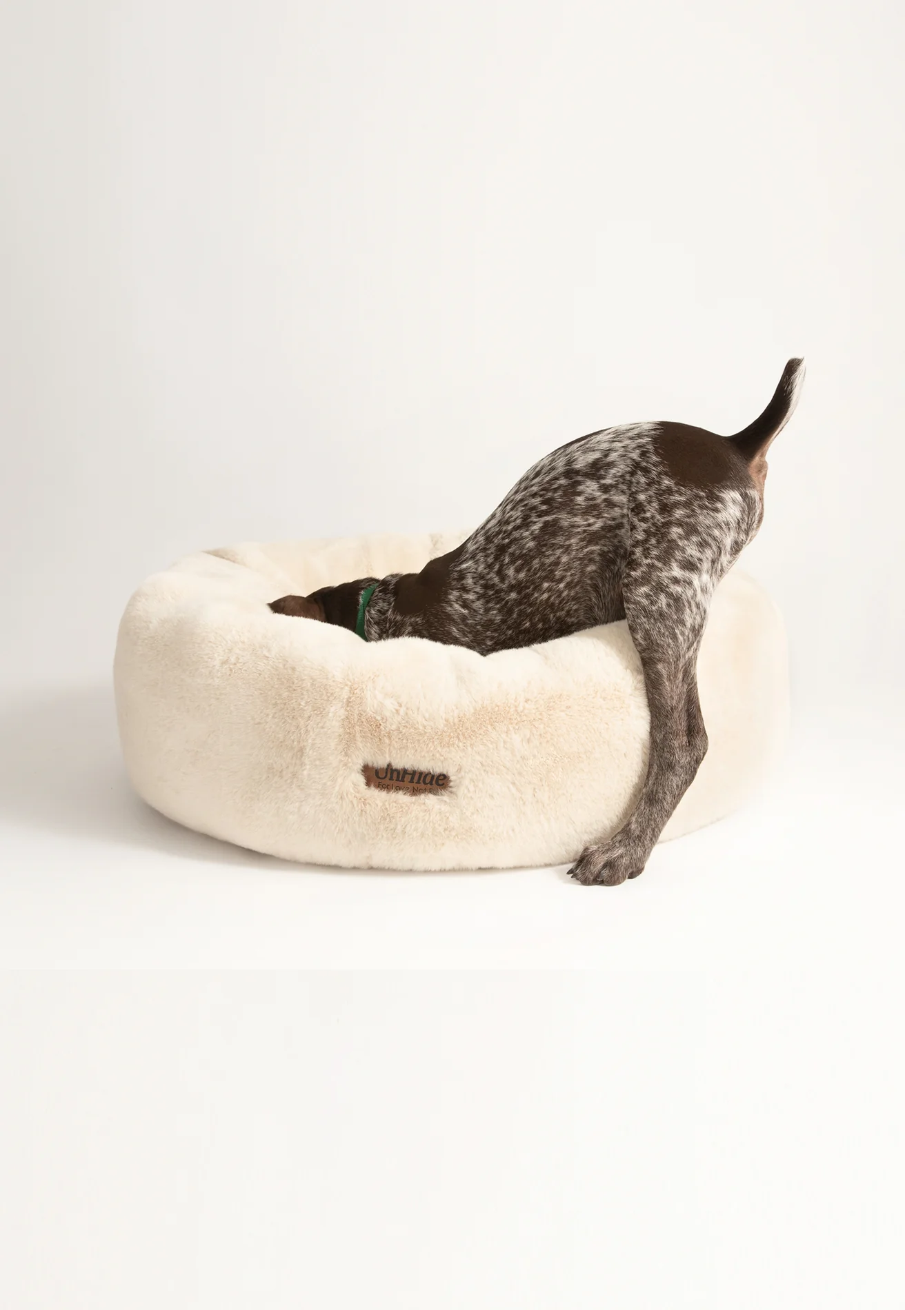 Floof Donut Pet Bed - Image 7