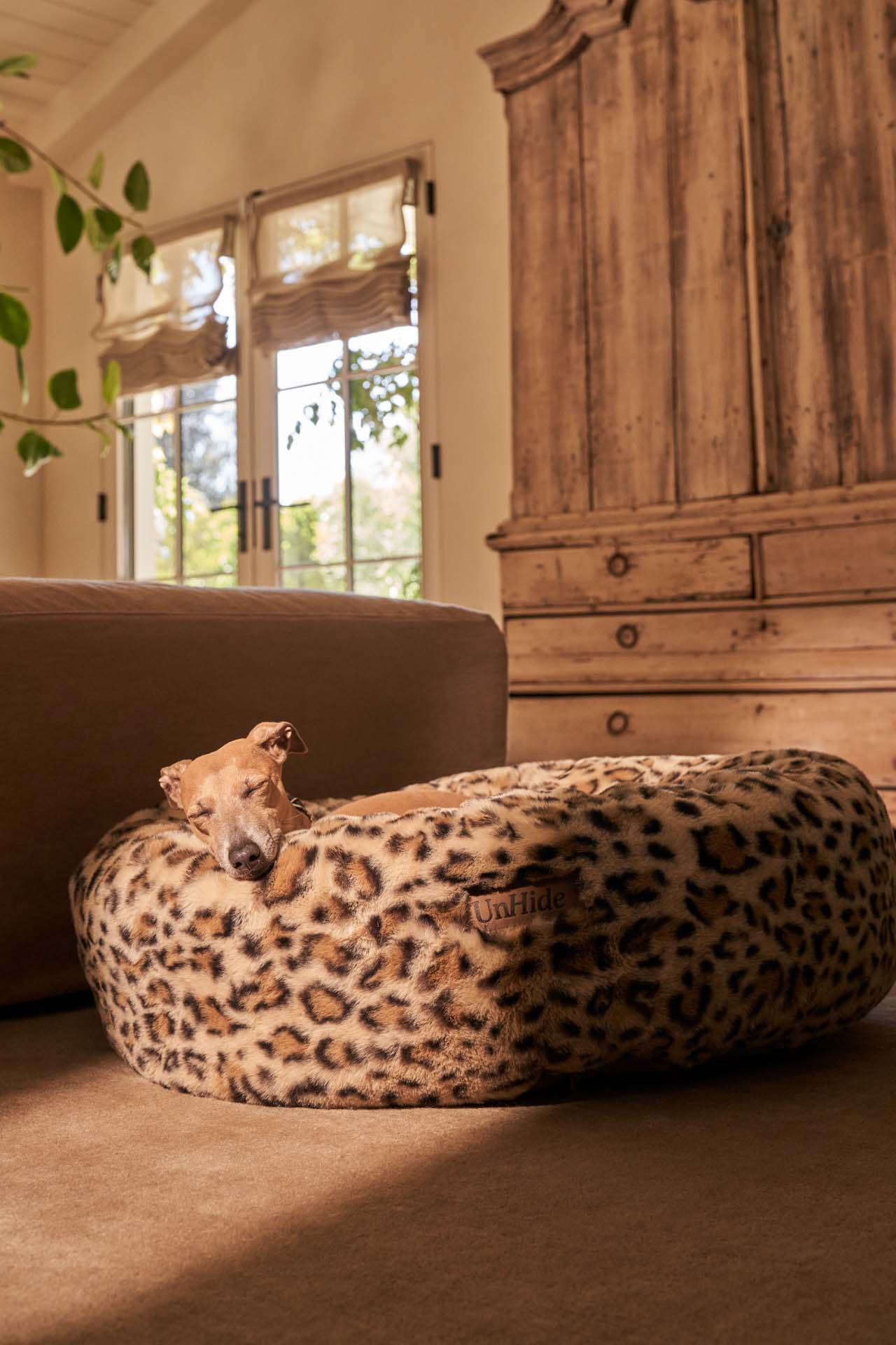 Floof Donut Pet Bed - Image 93