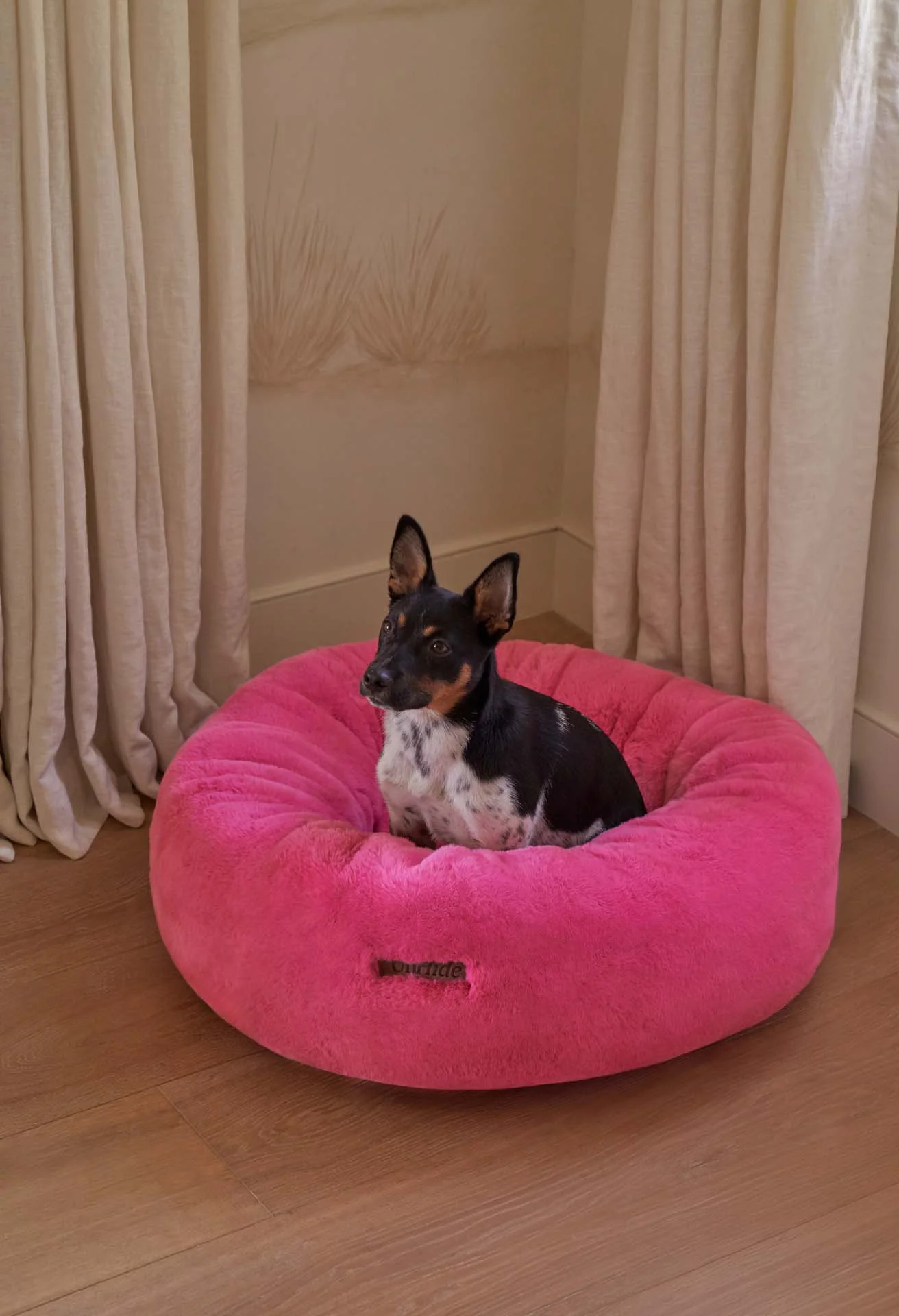 Floof Donut Pet Bed - Image 97