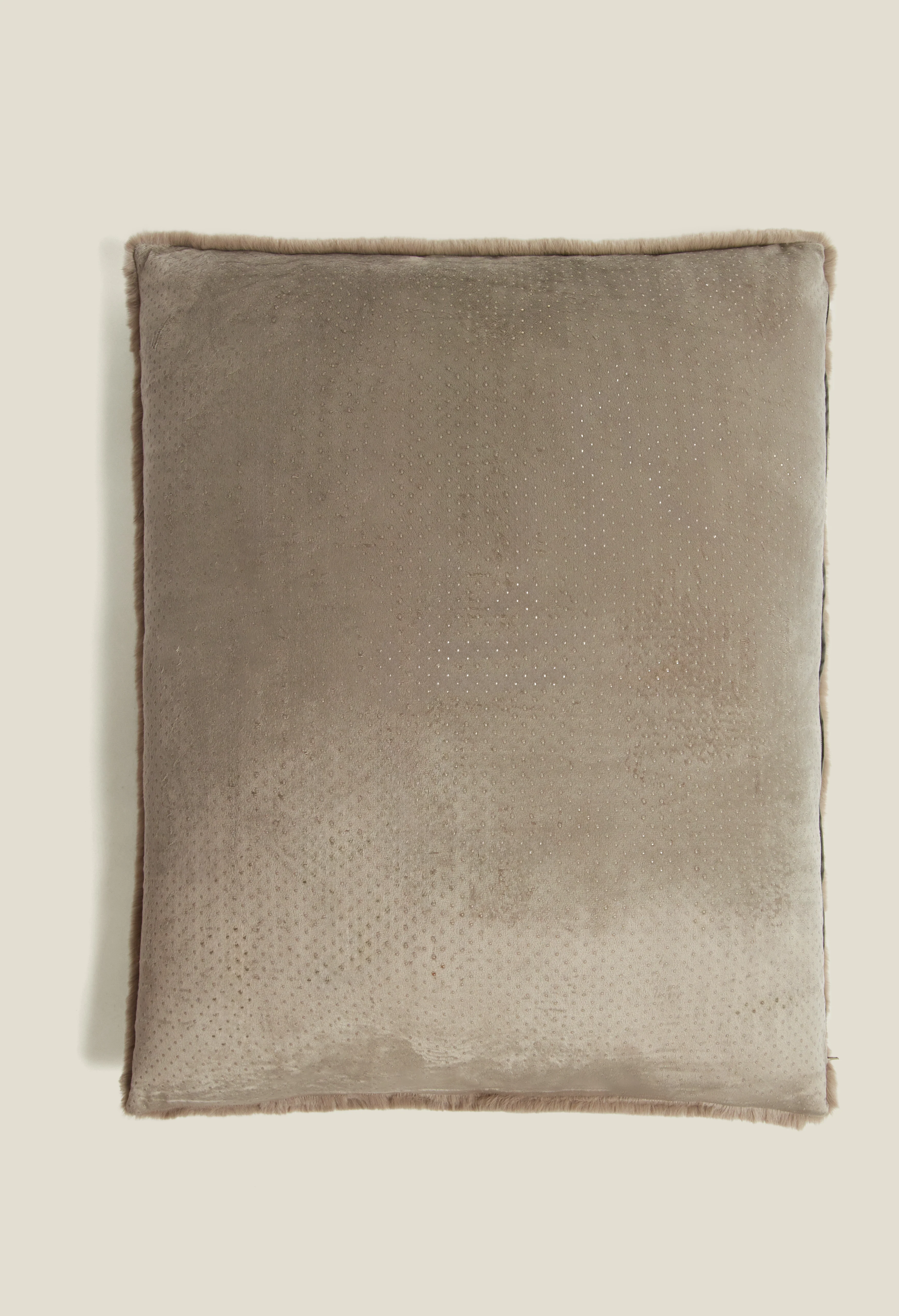 Floof Pillow Pet Bed - Image 27
