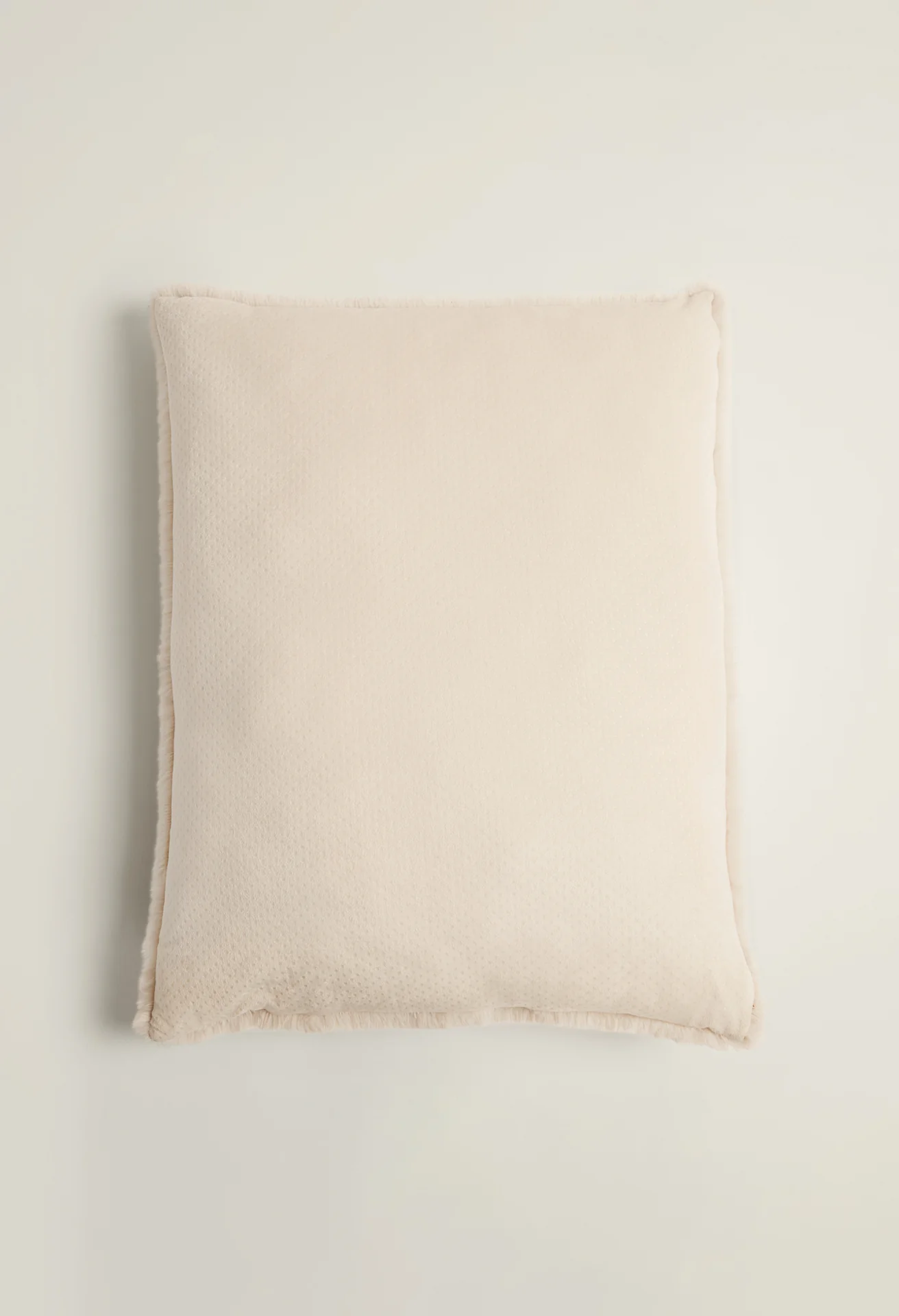 Floof Pillow Pet Bed - Image 5