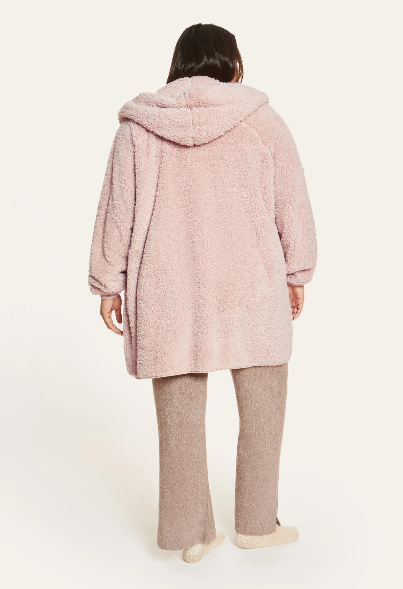 Shleepy Robe - Image 74
